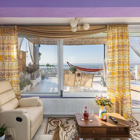 City's Balcony, Iconic Friends Inspired Home, Epic View By #binobi! * Thessaloníki